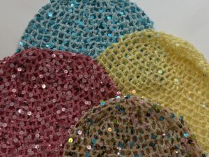 Bonnet en crochet avec sequin ZOANE (plusieurs coloris)